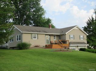 52 Sandra Dr, Winfield, MO 63389