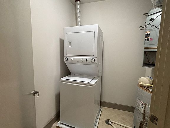 5th image of 3240 Whitfield Ave #3250-102