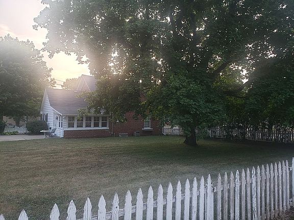 Large Fenced in Yard
