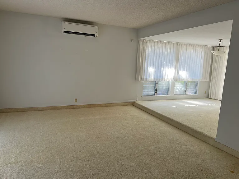 7244 Kuahono St — Photo 4