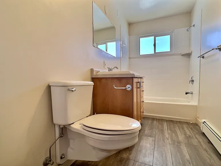 151 N 300 W #3 — Photo 6