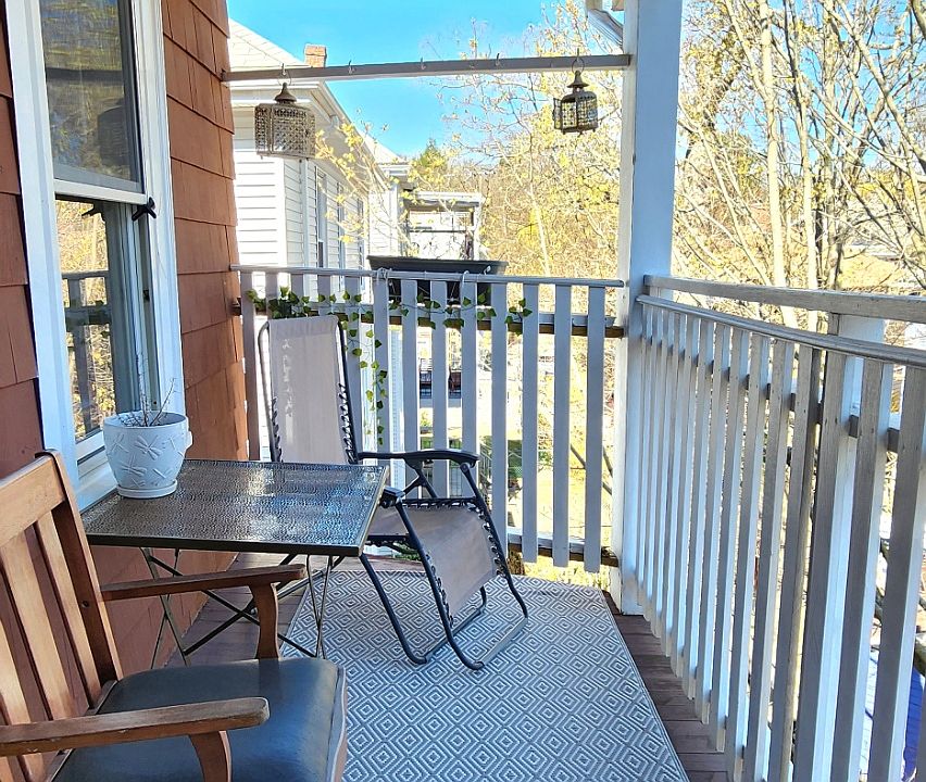 1st image of 66 Chestnut St #3