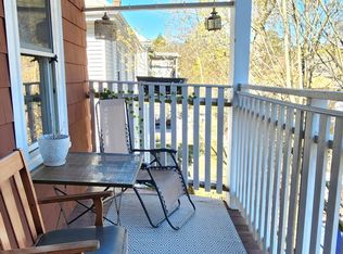 66 Chestnut St #3, Brookline, MA 02445