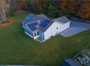 19 Clinton St, Tully, NY 13159