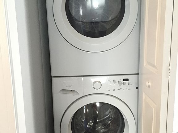 4th image of 5129 E The Toledo APT 3