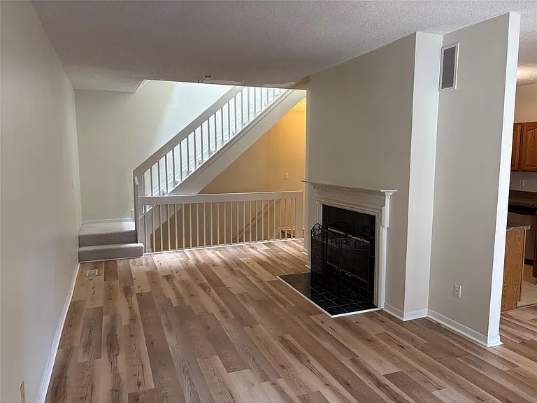 49816 Plymouth Way #104 — Photo 5