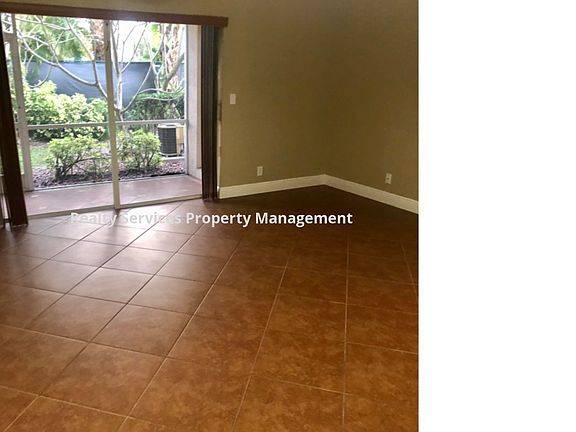 5th image of 8275 Pacific Beach Dr