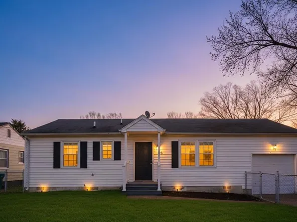 906 Harpersville Rd, Newport News, VA 23601