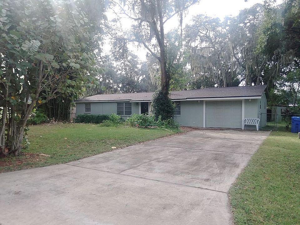 2nd image of 11331 Sylvan Green Ln