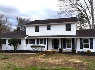 100 Woodridge Dr, Hendersonville, TN 37075