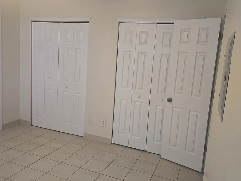 6200 Torresdale Ave — Photo 22