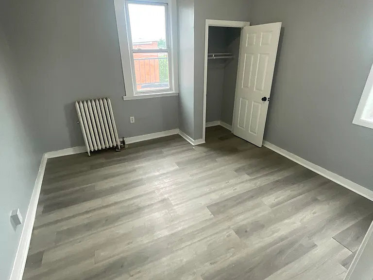 233 Littleton Ave #11L — Photo 3