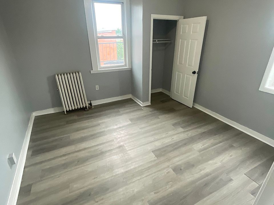 2nd image of 233 Littleton Ave #11B