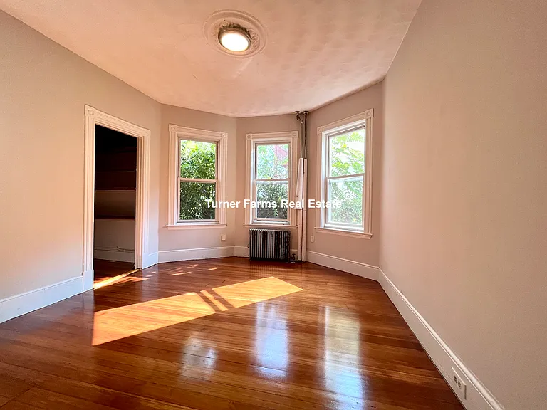 22 Humphreys St #1A — Photo 14