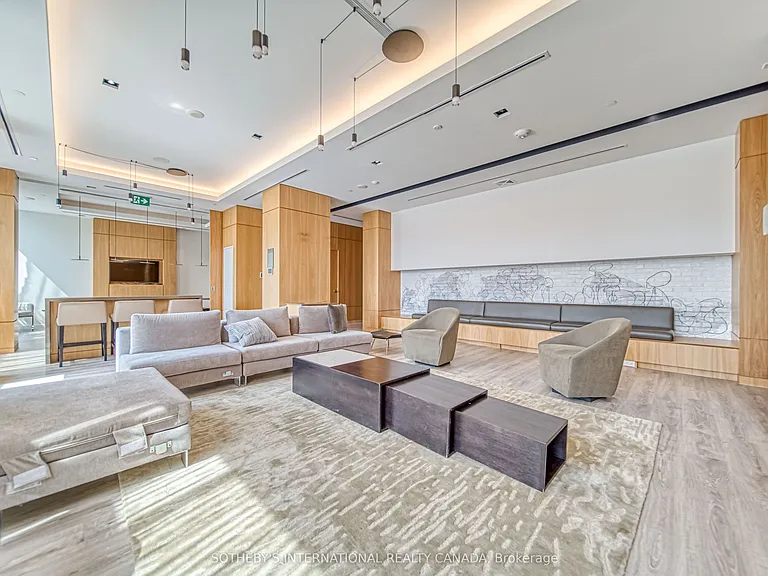 200 Sackville St #Penthouse 08 — Photo 36