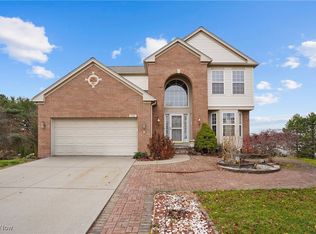 2188 Duxbury Dr, Stow, OH 44224