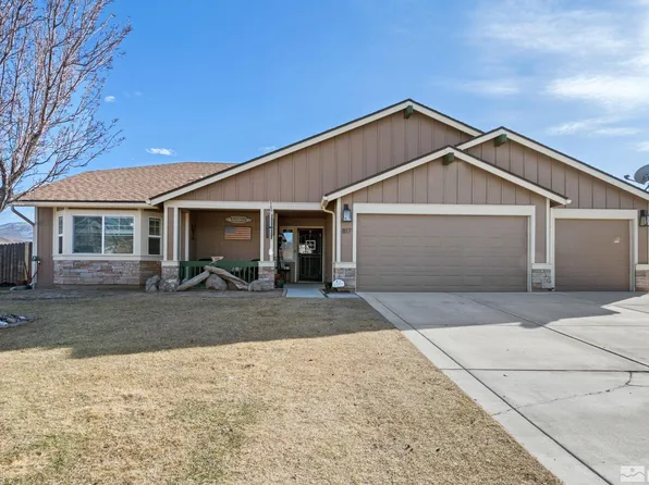 817 Laca St, Dayton, NV 89403