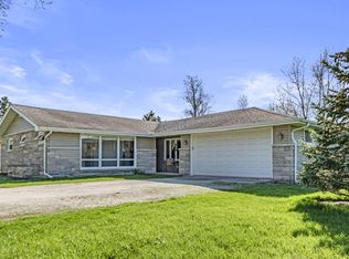 8909 N Lakewood Dr, Muncie, IN 47303