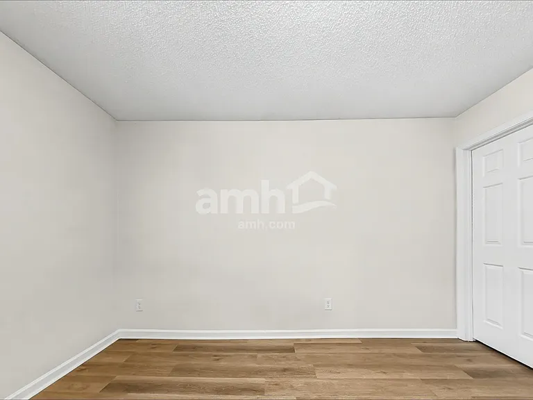 2116 Maple Tree Ct — Photo 18