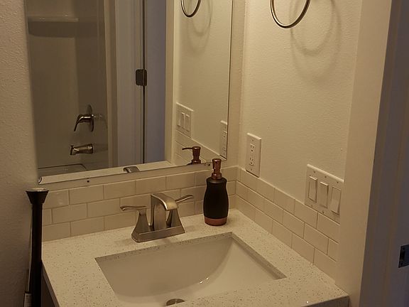 2nd image of 206 3rd Ave N