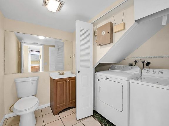 5th image of 3798 Victoria Drive