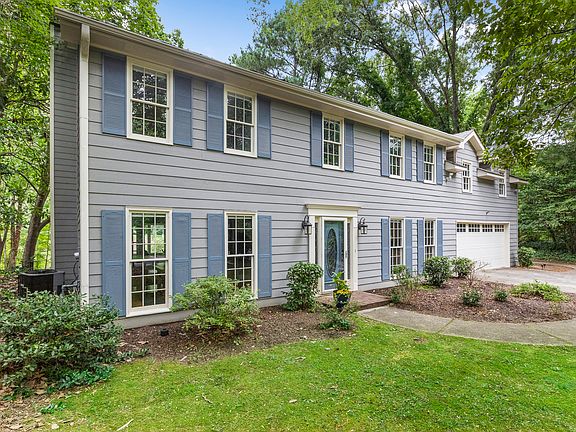 4th image of 2555 Old Orchard Trl