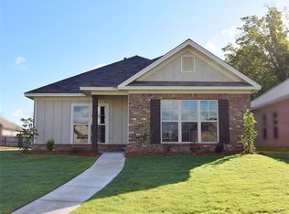 1445 Prairie Oak Dr, Montgomery, AL 36117
