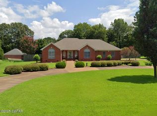 50 Shadow Ridge Dr, Jackson, TN 38305