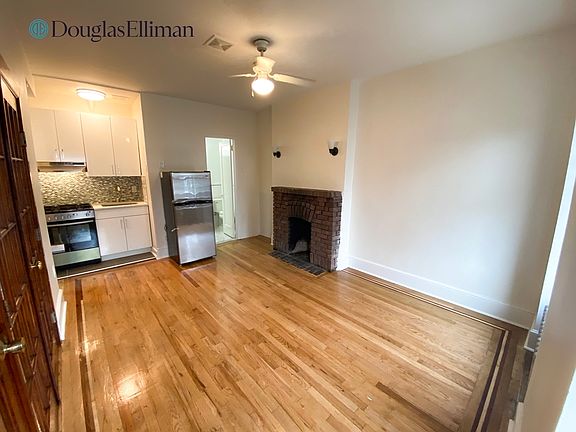 2nd image of 69 Mac Dougal St #4