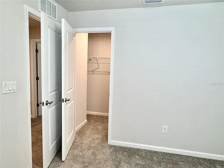 5424 Peaceful Creek Cv — Photo 36