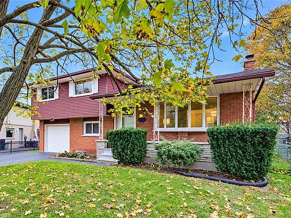 4th image of 30 Hampton Pl