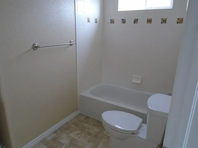 3548 Maple Cir — Photo 10