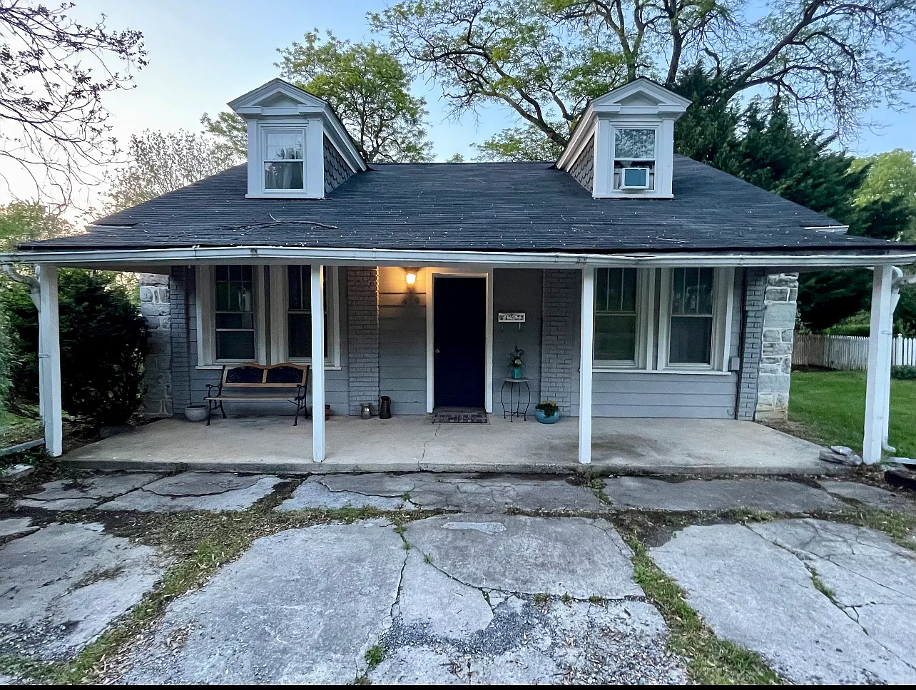 2 bed, 1000 sqft, $1,600 — Photo 1