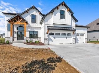 8804 N Clarion Ave, Kansas City, MO 64153