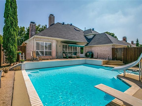 4th image of 712 Woodmoor Dr