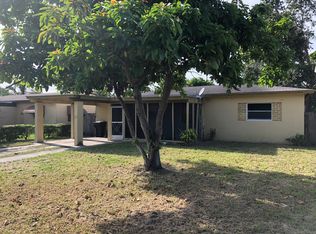 75 NE 169th St, North Miami Beach, FL 33162