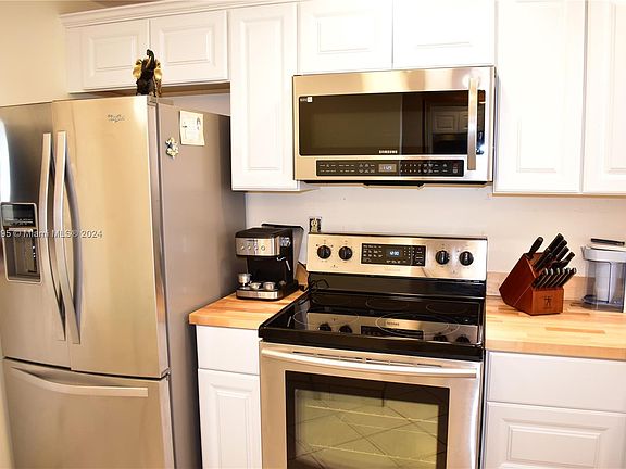 3rd image of 9360 Sunrise Lakes Blvd APT 101