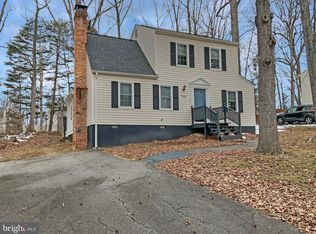 7008 Battlefield Green Dr, Fredericksburg, VA 22407