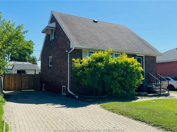 3519 Tecumseh Rd W, Windsor, ON N9C 2B6