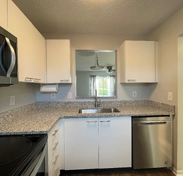 1697 Ridgebury Dr — Photo 9