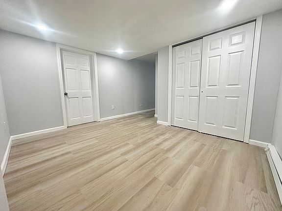 4th image of 14-28 114th St #B