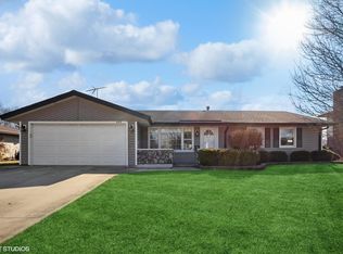 409 Laconia Ln, Schaumburg, IL 60193