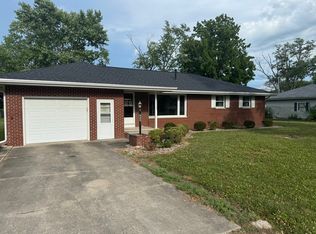 208 N Wisconsin St, Atwood, IL 61913