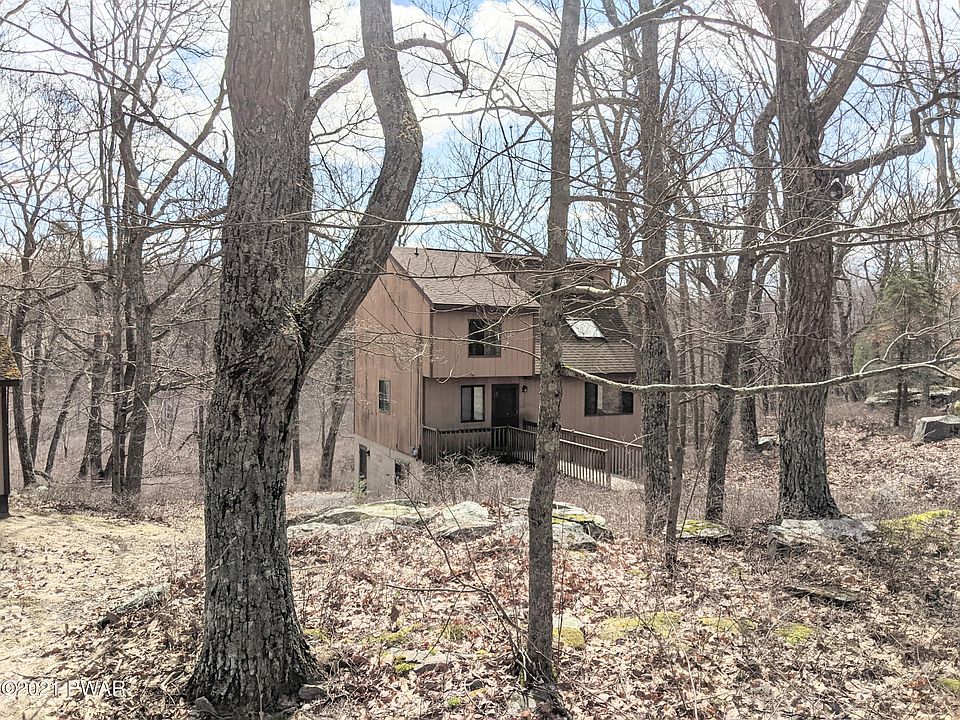 1st image of 804 Wagoner Pl