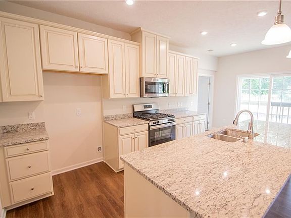 3rd image of 7416 Greenlawn Dr