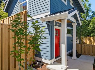 3395 SE 43rd Ave #B, Portland, OR 97202