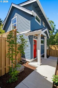 3395 SE 43rd Ave #B, Portland, OR, 97202