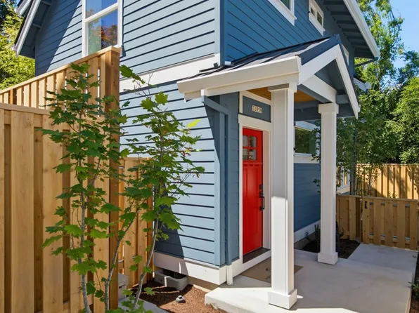 3395 SE 43rd Ave #B, Portland, OR 97202