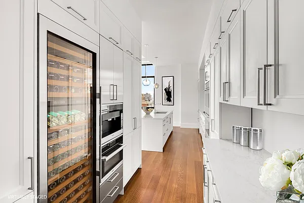 Rented by Douglas Elliman | media 23