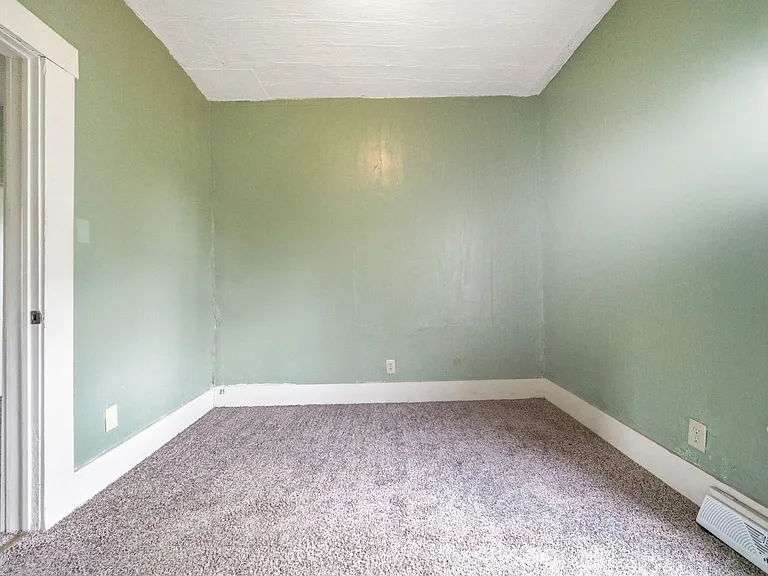 511 Edgewood Ave — Photo 13